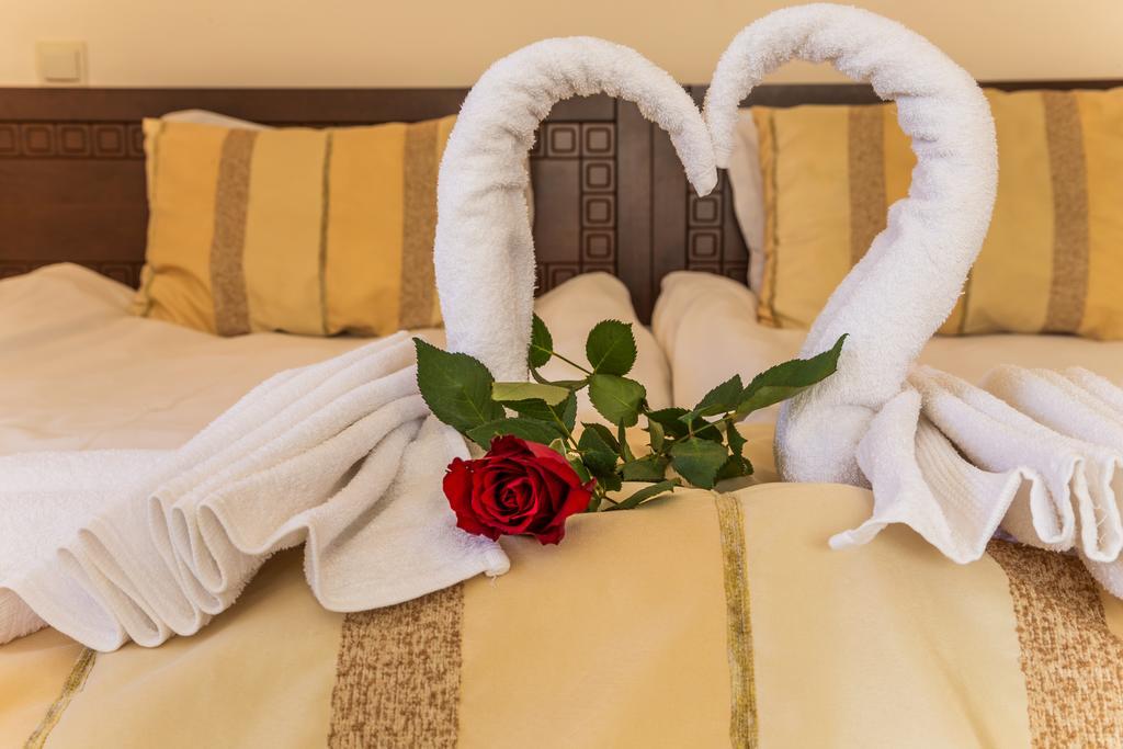 Family Hotel 테티븐 외부 사진