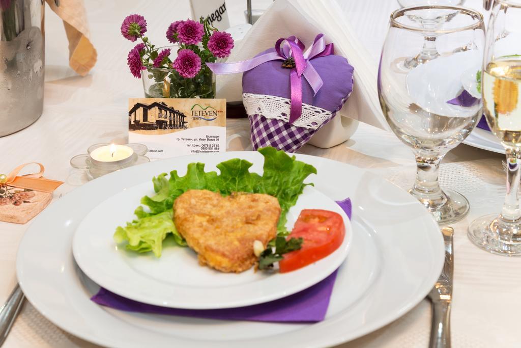Family Hotel 테티븐 외부 사진